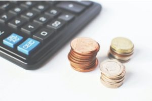 calculadora y monedas