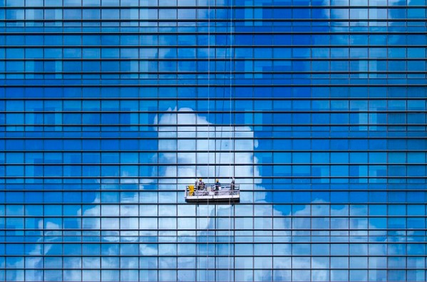 trabajos verticales en cristalera