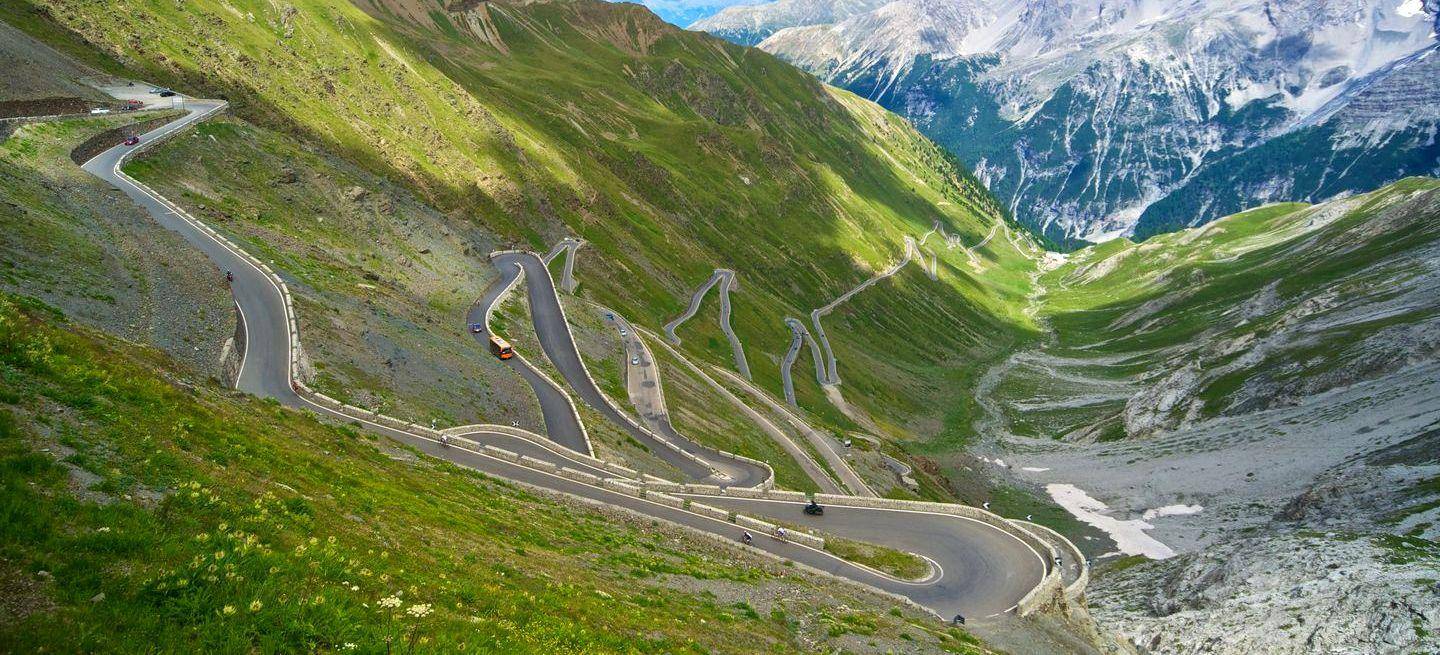 Consejos esenciales para conducir en carreteras de montaña