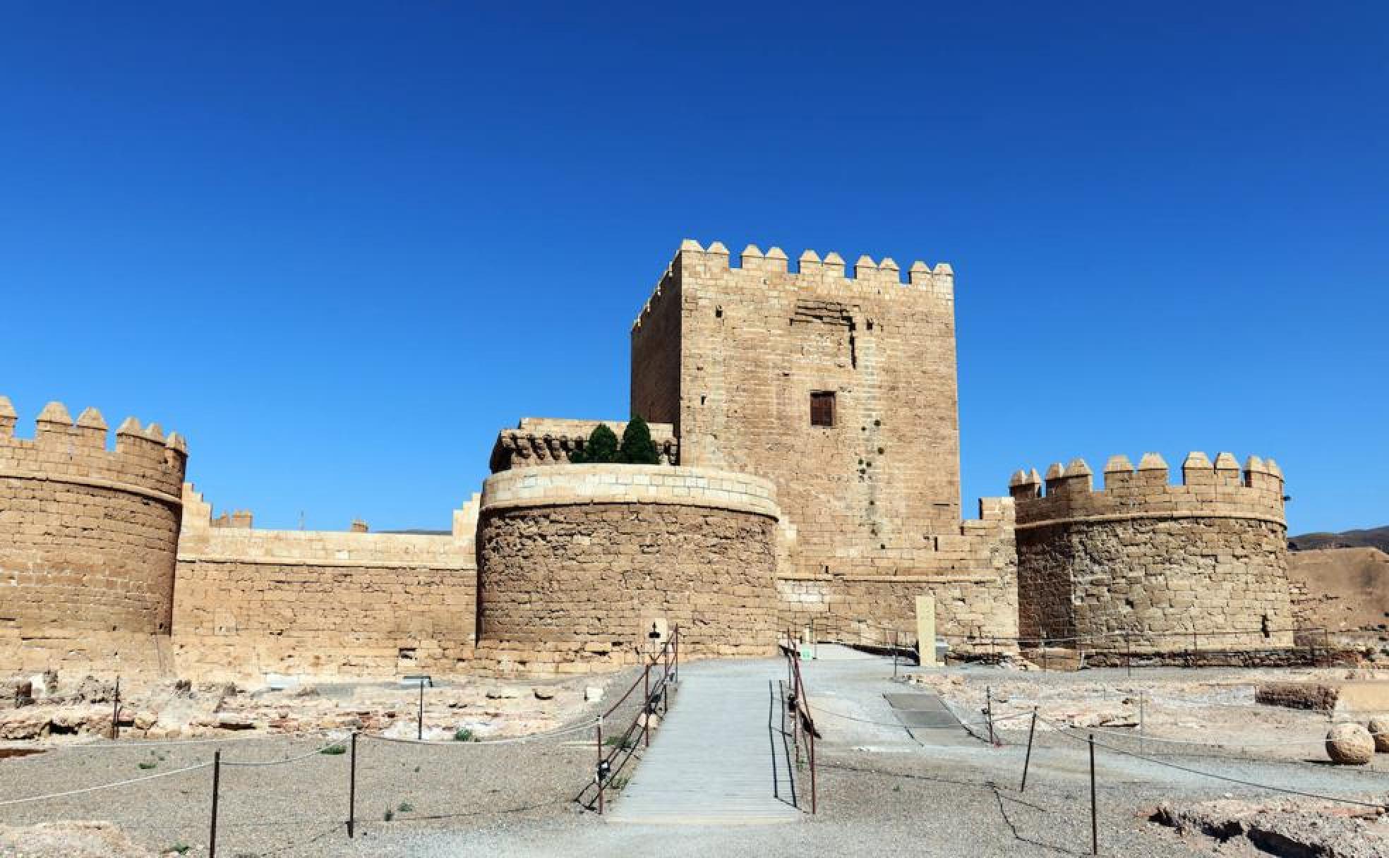Descubriendo La Historia de la Alcazaba de Almería