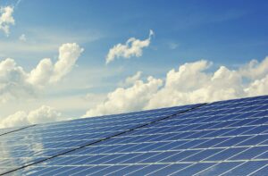 Energía solar y tecnología: avances que están cambiando el sector